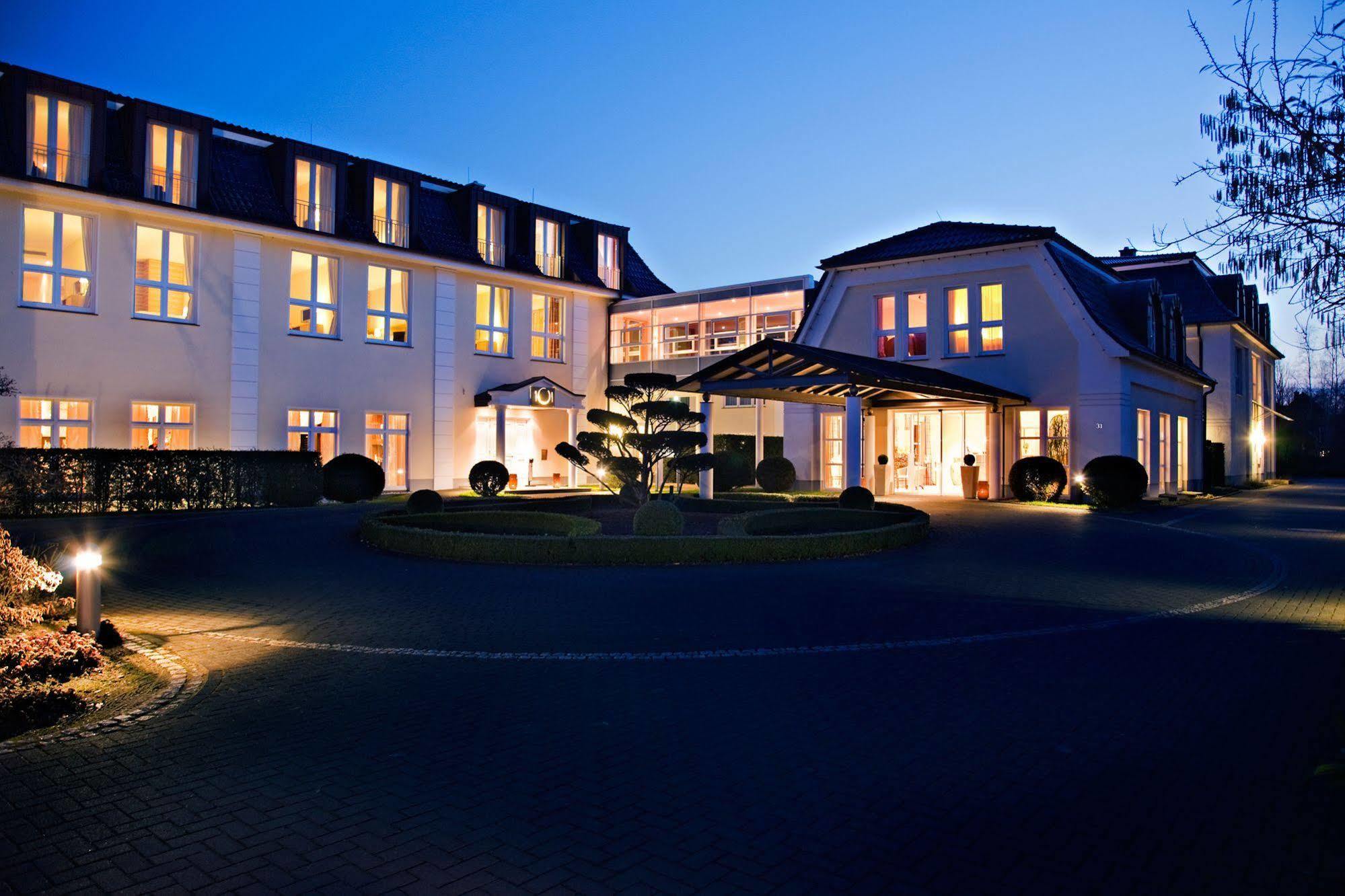 Hotel Sonne Rheda-Wiedenbrück Екстериор снимка