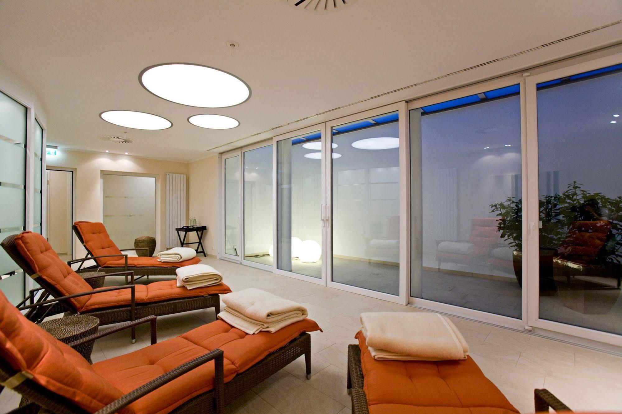Hotel Sonne Rheda-Wiedenbrück Екстериор снимка